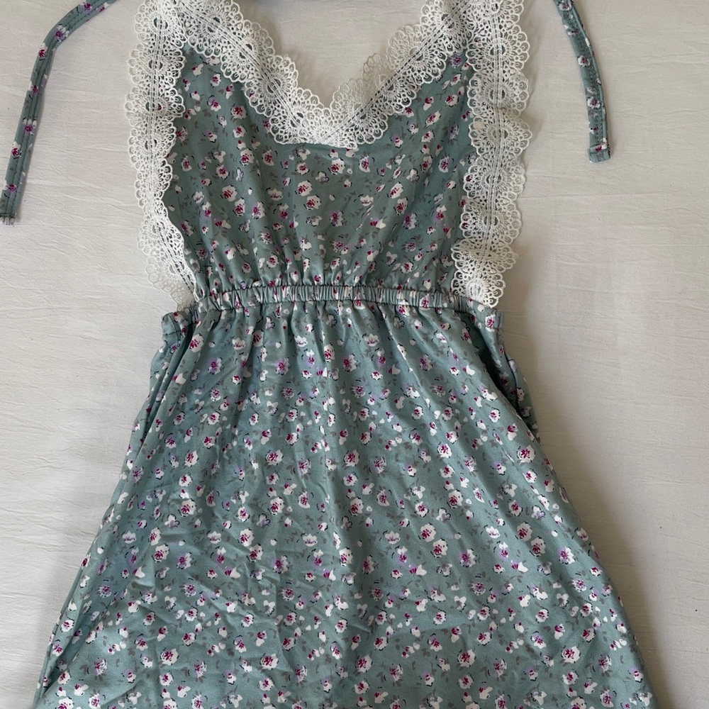 Floral Lace Trim toddler’s Romper